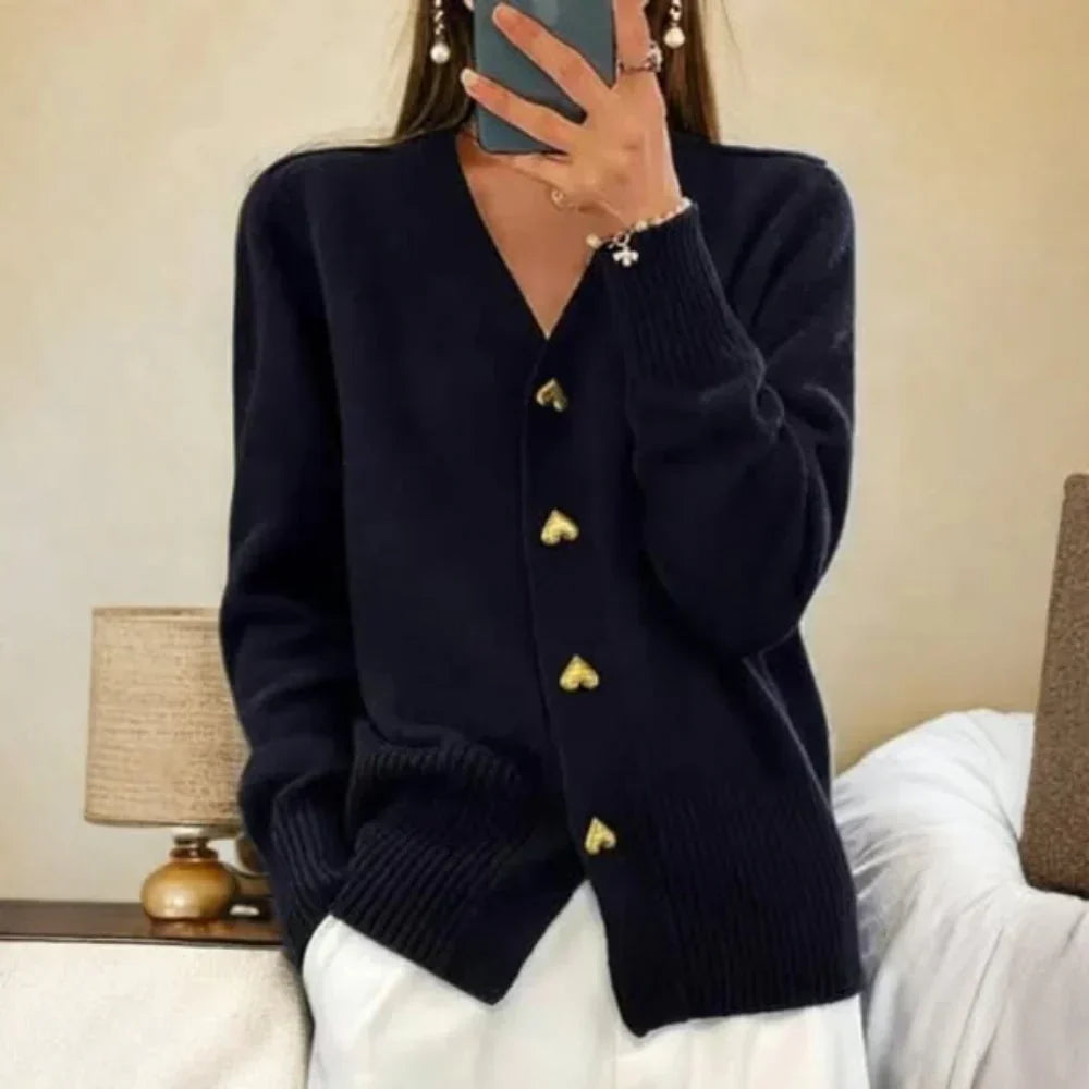 Ciara™ | Gilet élégant avec boutons en forme de cœur