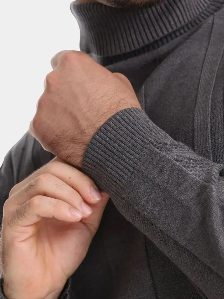 Pull à col montant - Leviana