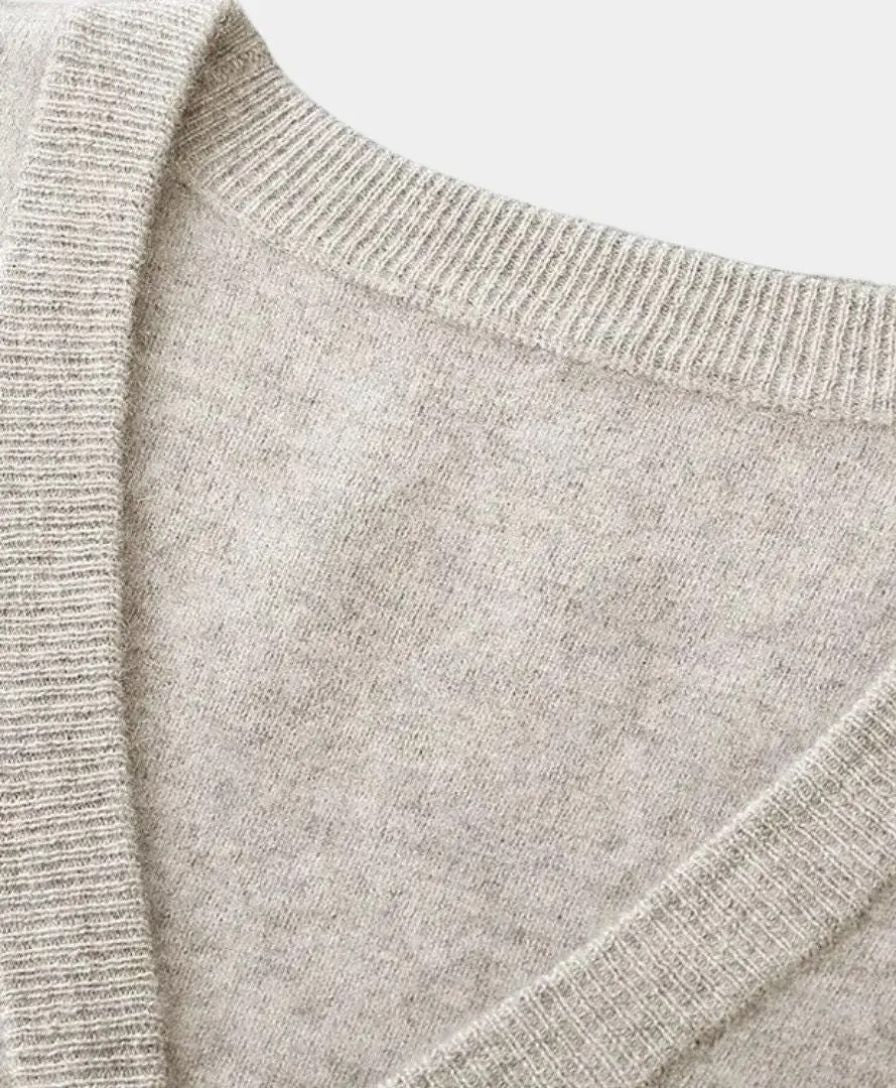 Cardigan en 100% laine mérinos avec décolleté en V - Leviana