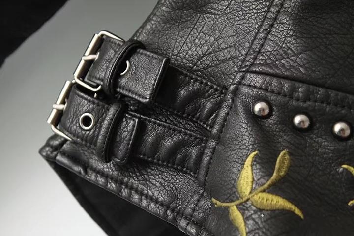 Livia™ | Veste avec broderie florale rétro