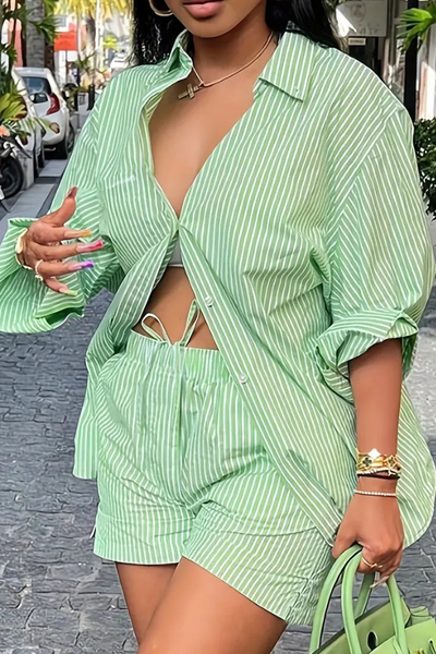 Maud | Élégante tenue rayée au style décontracté