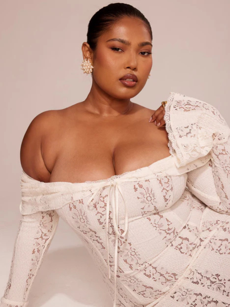 ROMANCE AFFAIR MAXI ROBE