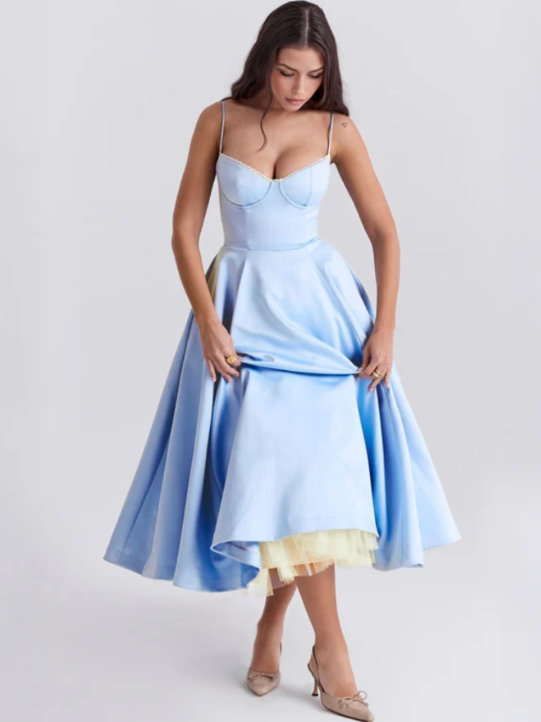 ROBE DE BAL ÉLÉGANTE