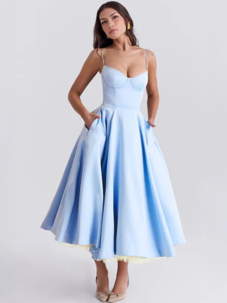 ROBE DE BAL ÉLÉGANTE