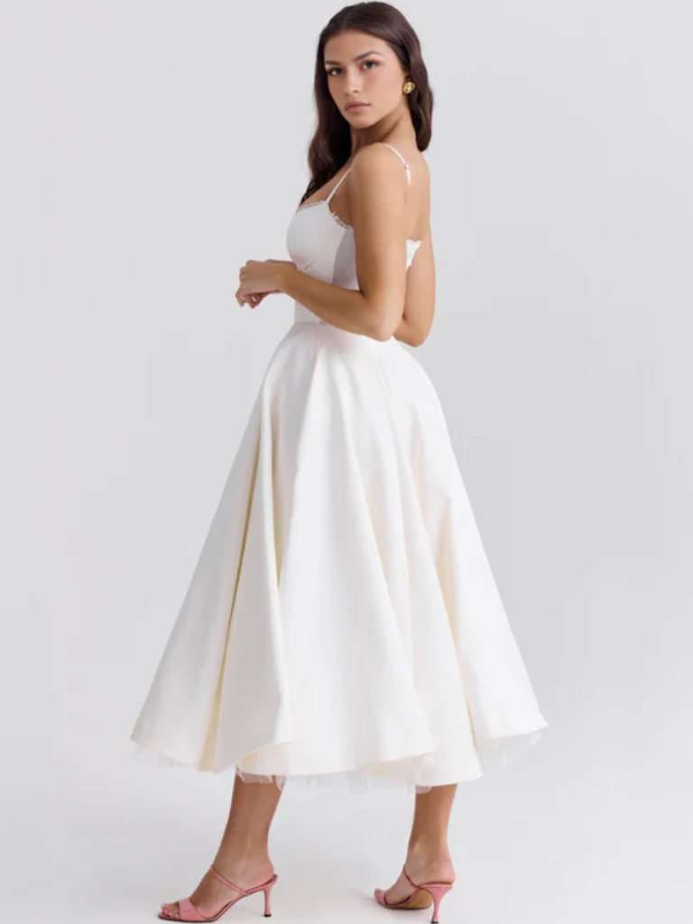 ROBE DE BAL ÉLÉGANTE