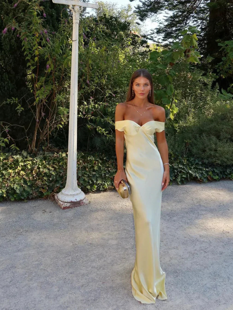 ÉLIORA ROBE MAXI EN SATIN