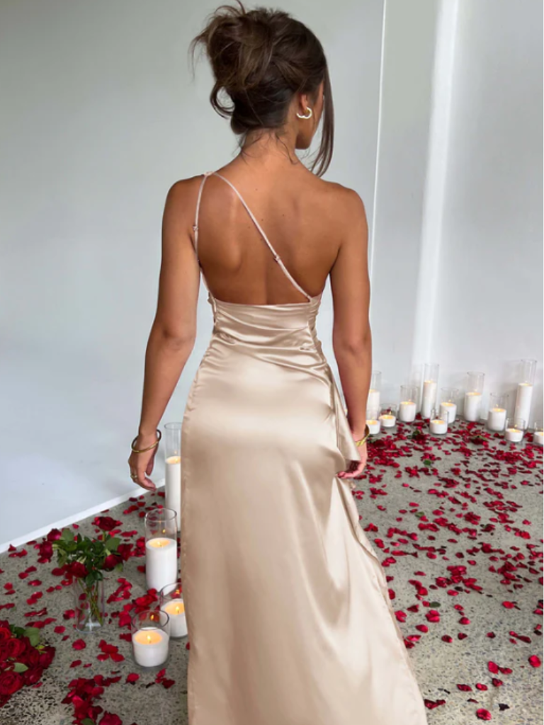 ROBE MAXI EN SATIN SOLEIL