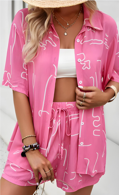 Noémie | T-shirt à motif et pantalon ample d’été