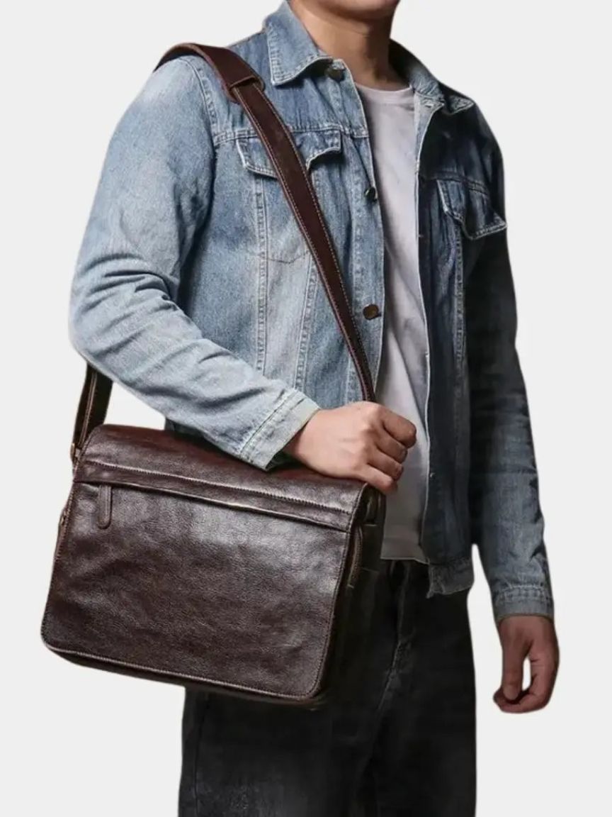 Sac Messager en Cuir Classique - Leviana