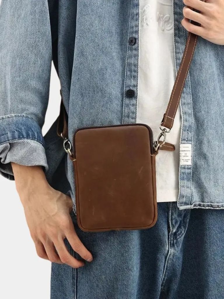 Sac en cuir minimaliste à bandoulière - Leviana